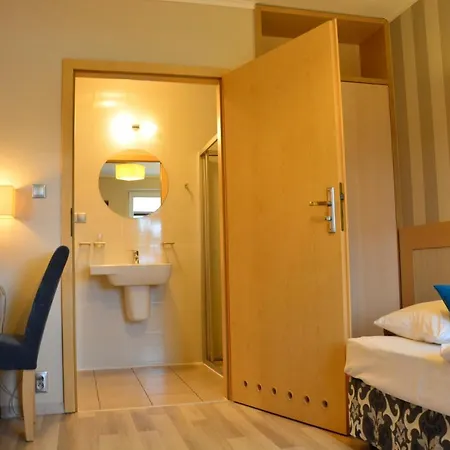 Motel Restauracja 32 Gryfice