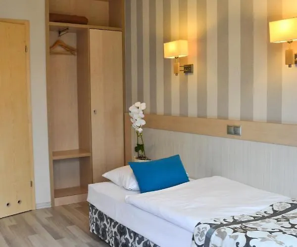 Motel Restauracja 32 Gryfice