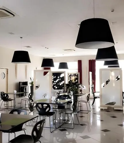 Restauracja 32 Μοτέλ Gryfice